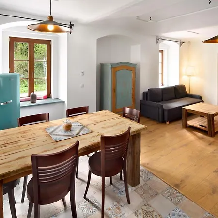 Apartmany Cesky Sternberk Lägenhet